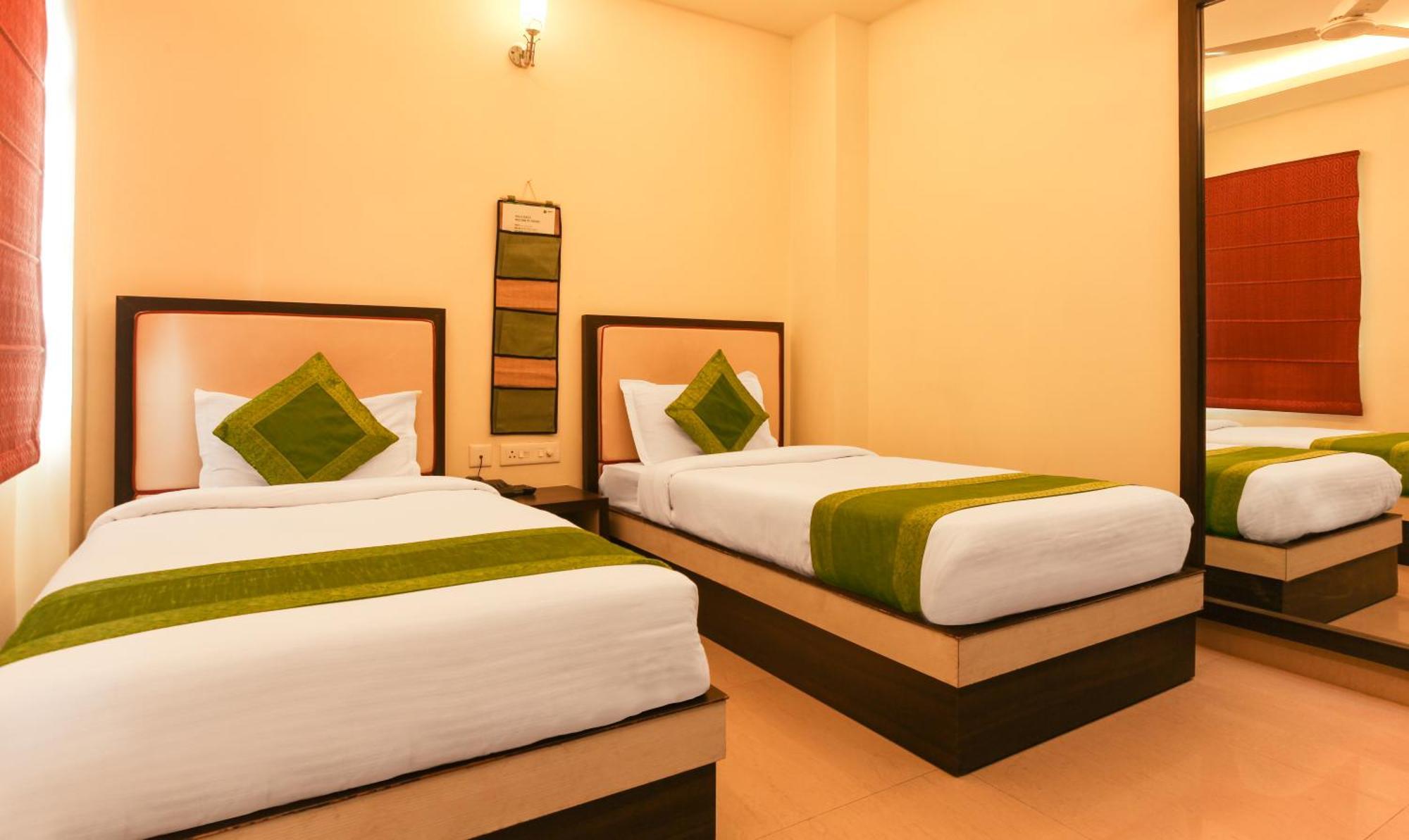 Hotel Janki International 3 Km From Kashi Vishwanath Temple Free Pickup From Railway Station Varanasi Eksteriør billede