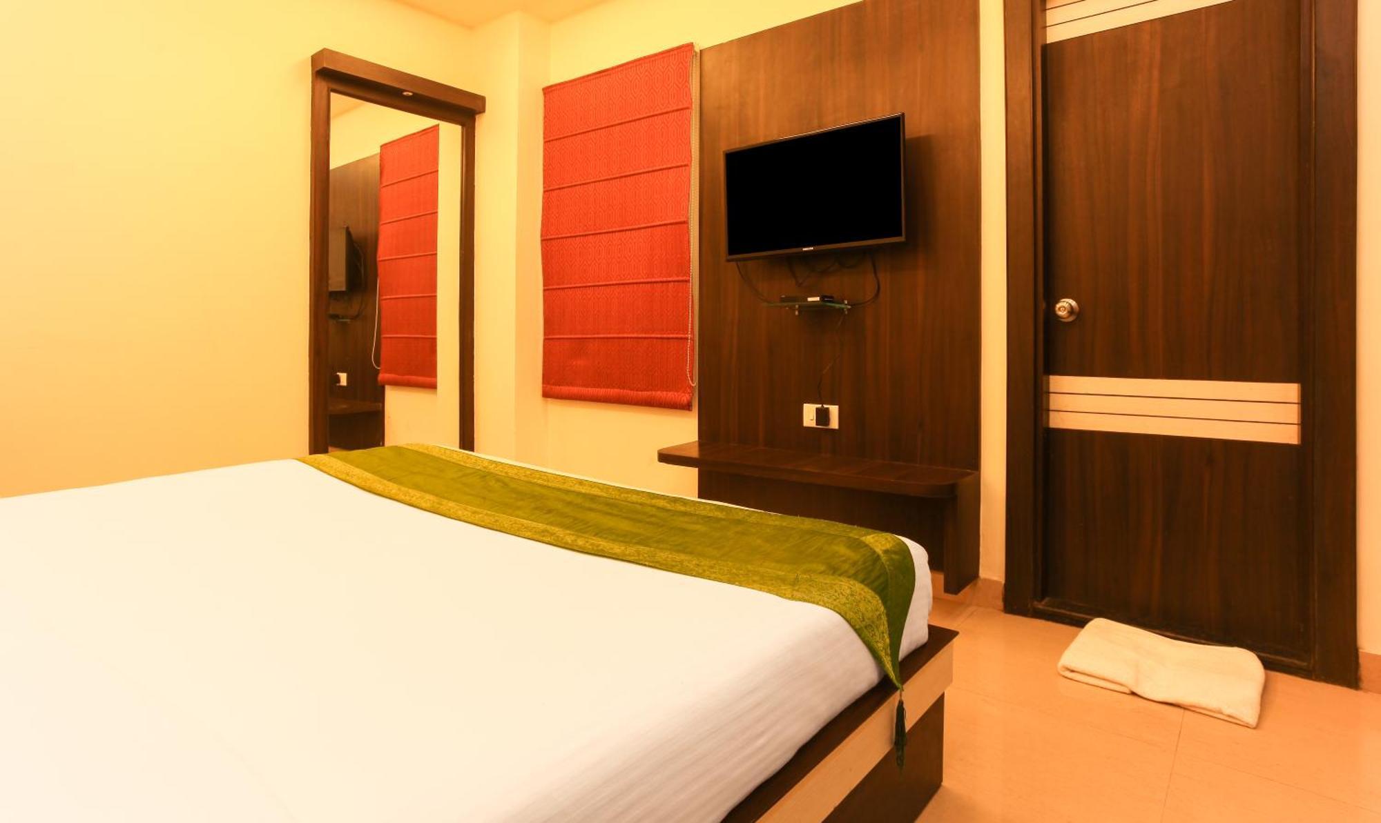 Hotel Janki International 3 Km From Kashi Vishwanath Temple Free Pickup From Railway Station Varanasi Eksteriør billede