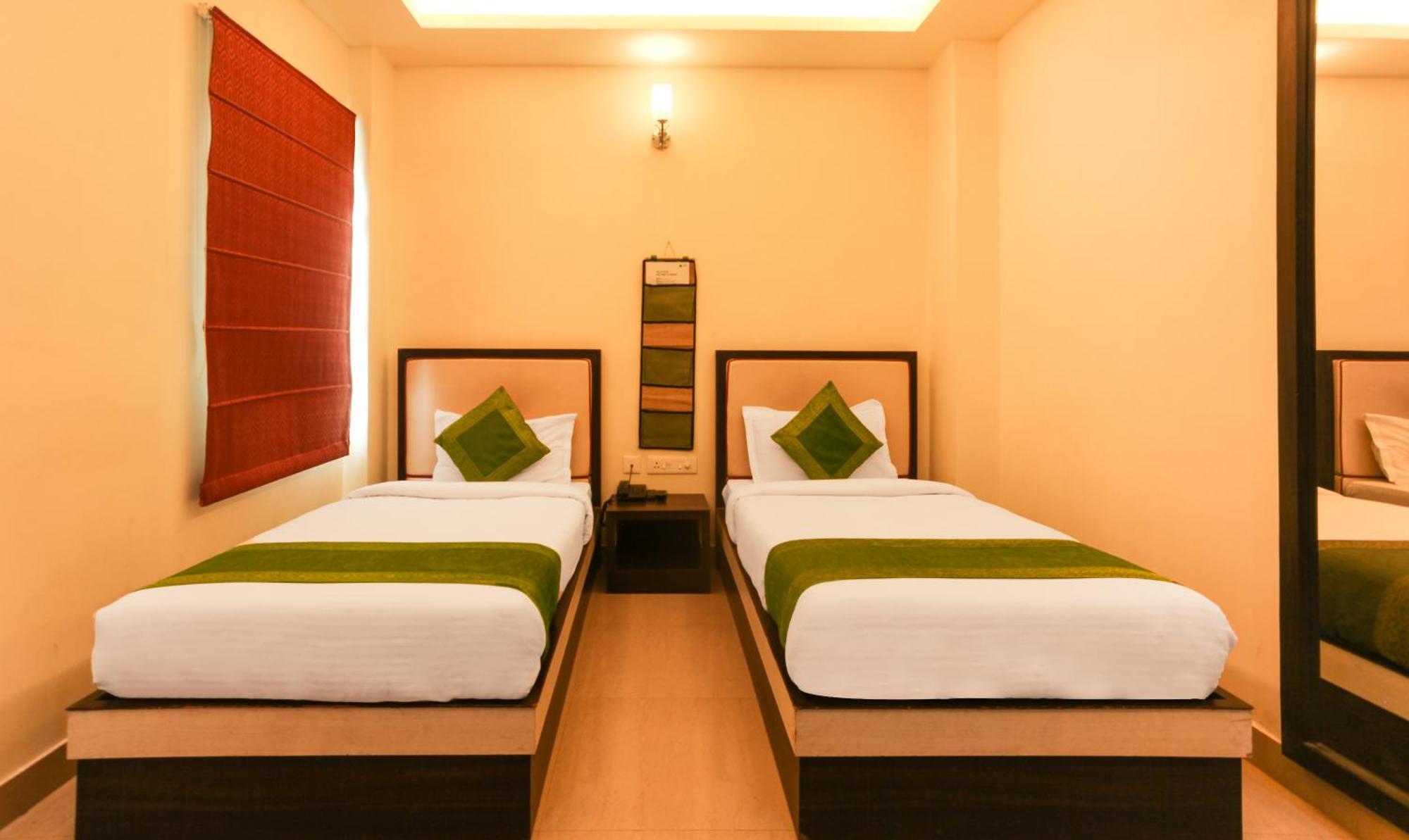 Hotel Janki International 3 Km From Kashi Vishwanath Temple Free Pickup From Railway Station Varanasi Eksteriør billede